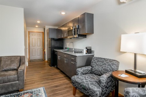 Grey Fox Inn - image 14