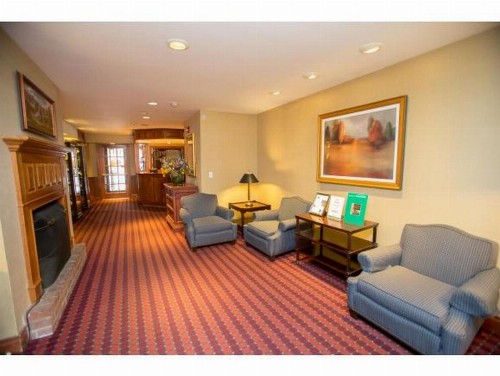 Grey Fox Inn - image 28