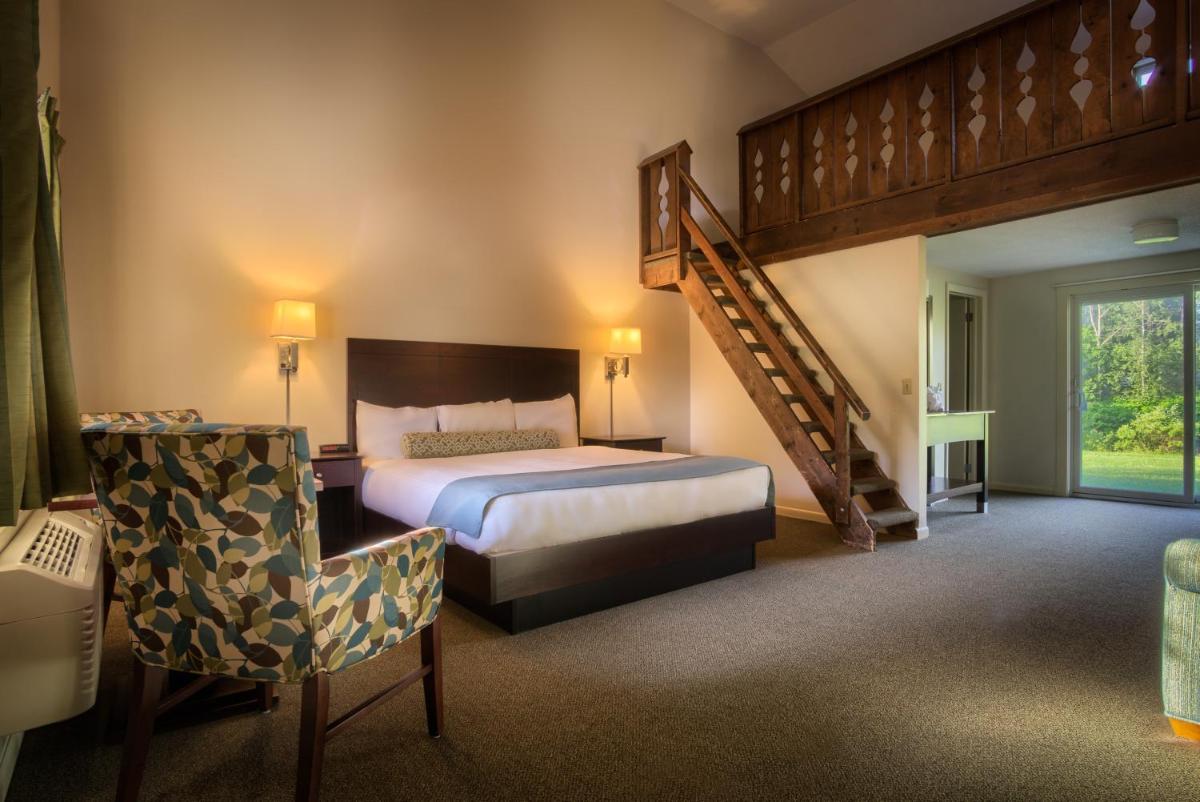 Sun & Ski Inn and Suites - image 3