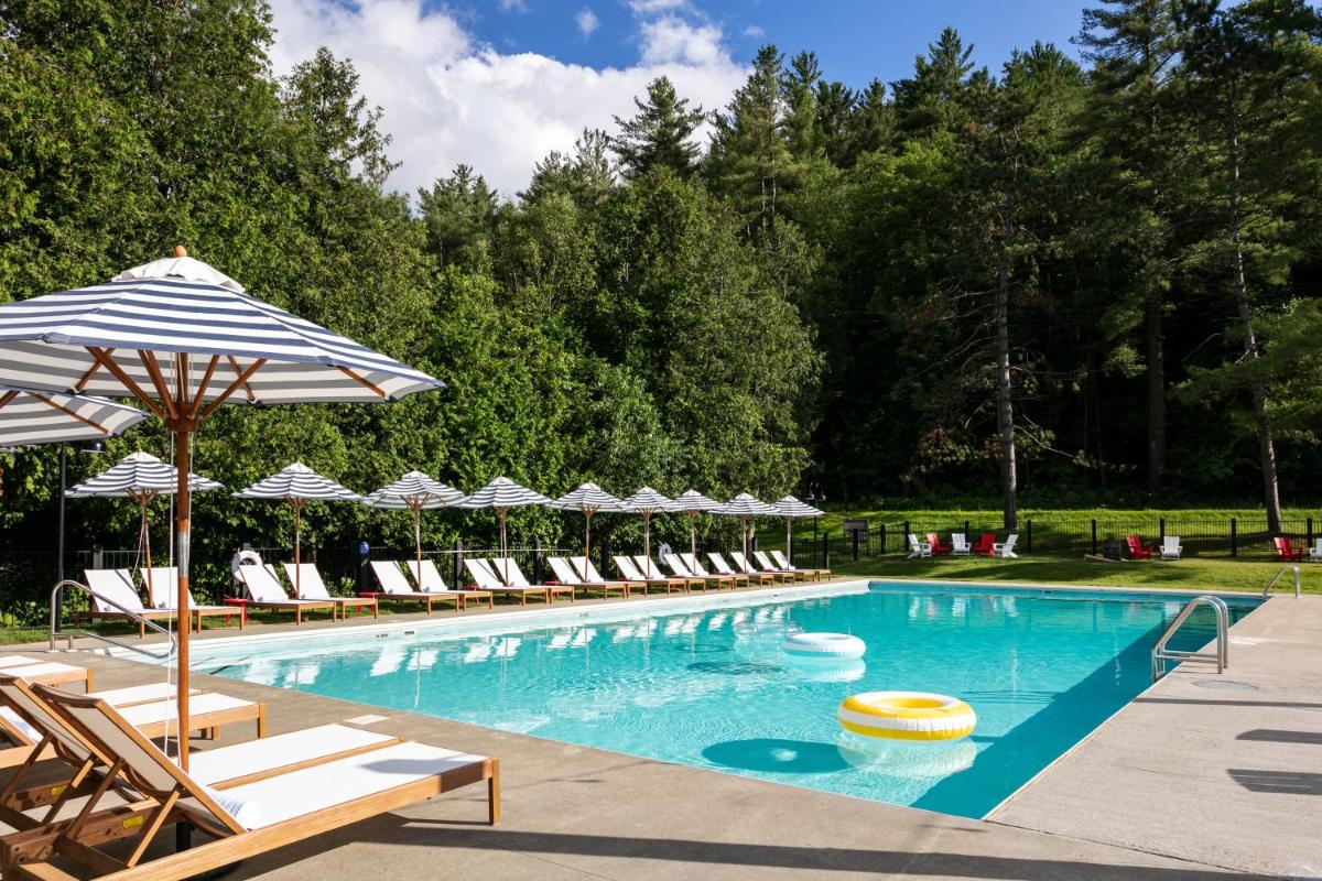 Town & Country - image 6