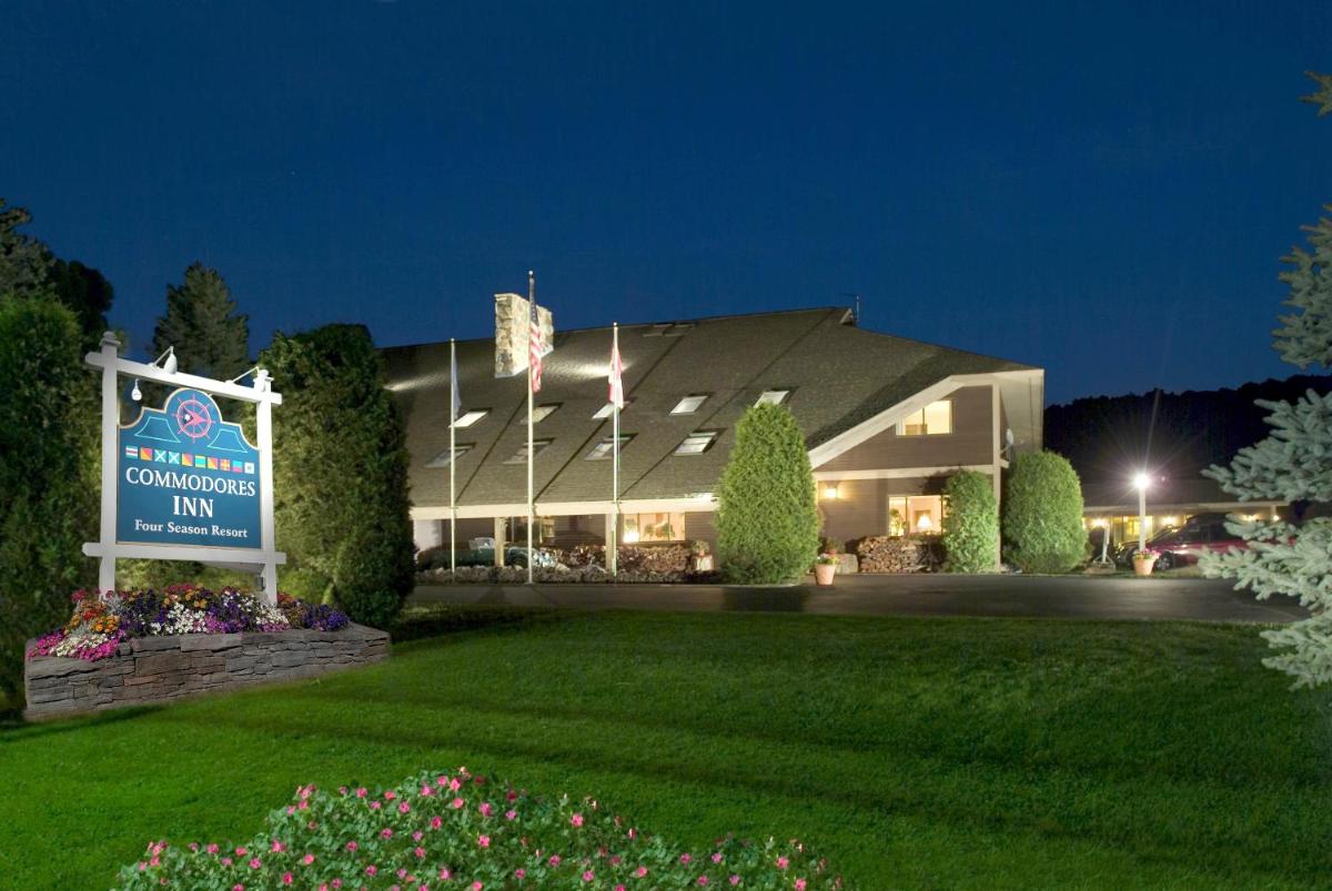 Commodores Inn - main image