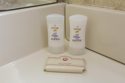 Commodores Inn - image 27