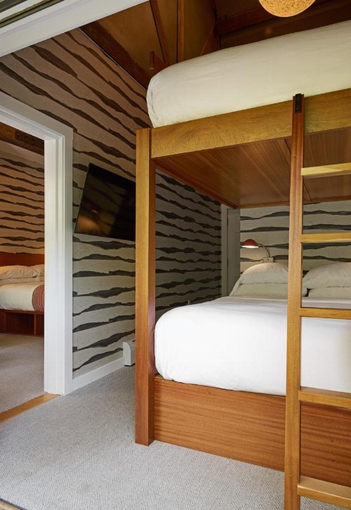 Field Guide Lodge - image 8