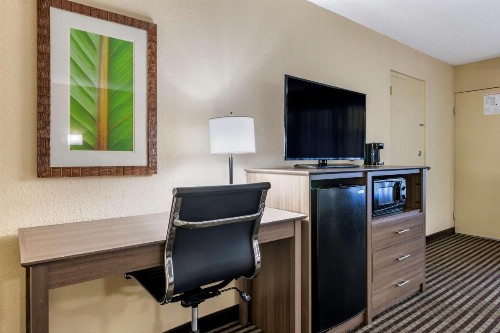 Best Western Downtown Stuart - image 22