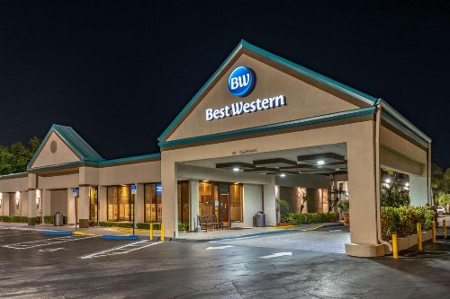 Best Western Downtown Stuart - image 28
