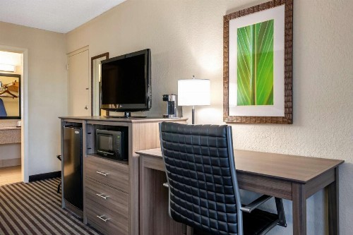 Best Western Downtown Stuart - image 32