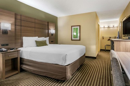 Best Western Downtown Stuart - image 7