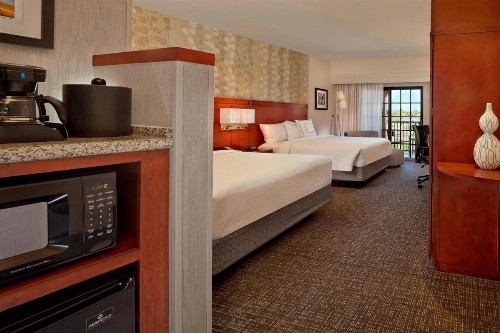 Courtyard by Marriott Stuart - image 16