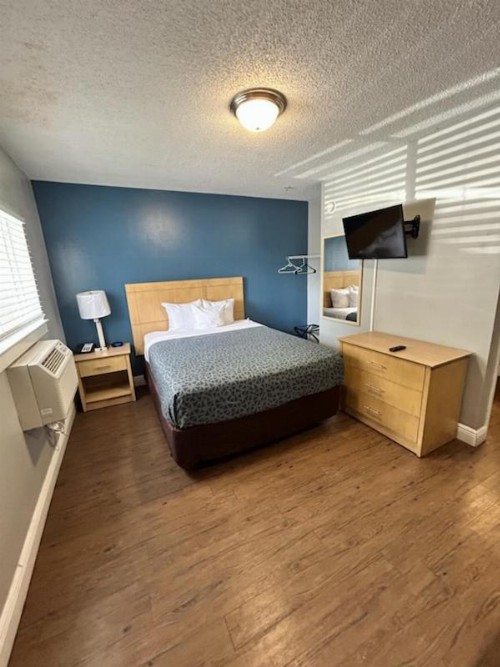 Suburban Extended Stay Hotel Stuart near Federal Hwy 1 - image 5