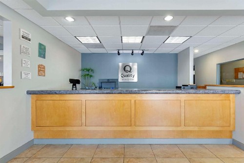 Quality Inn Downtown Stuart - image 18
