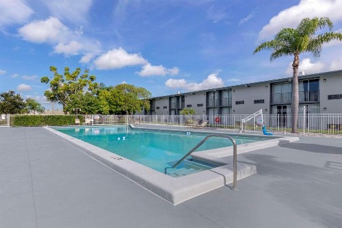 Quality Inn Downtown Stuart - image 33
