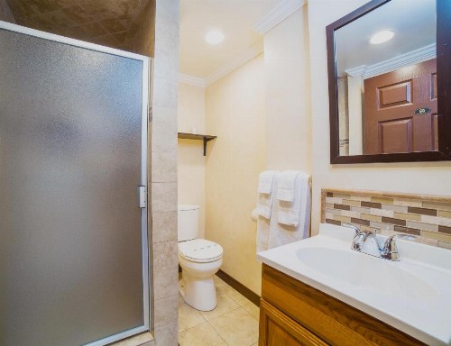 Nite Inn at Universal City - image 43