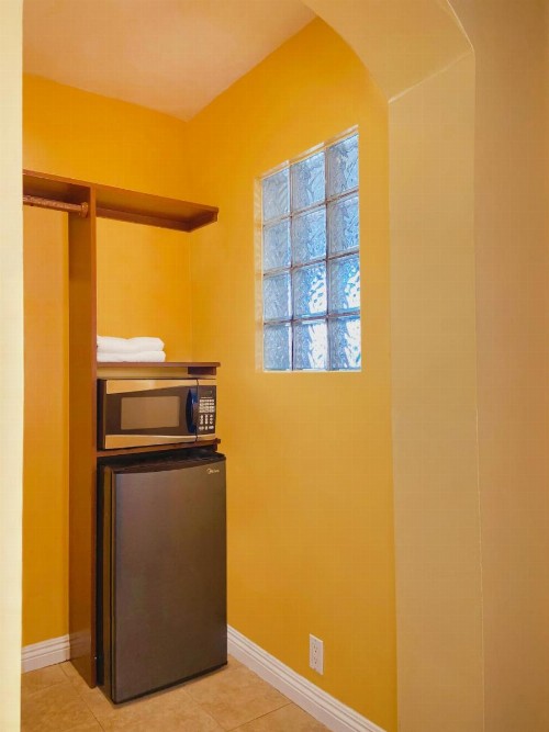 El Patio Inn - image 25