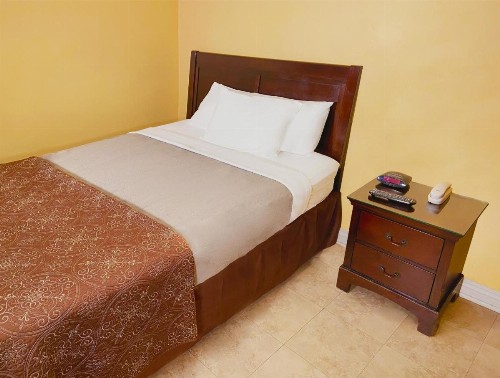 El Patio Inn - image 6