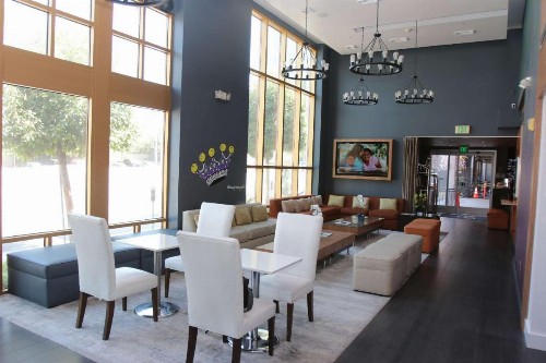 BLVD Hotel & Spa - Walking Distance to Universal Studios Hollywood - image 10