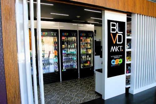 BLVD Hotel & Spa - Walking Distance to Universal Studios Hollywood - image 17