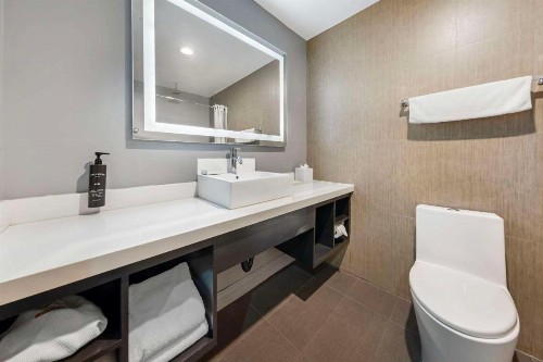BLVD Hotel & Spa - Walking Distance to Universal Studios Hollywood - image 18