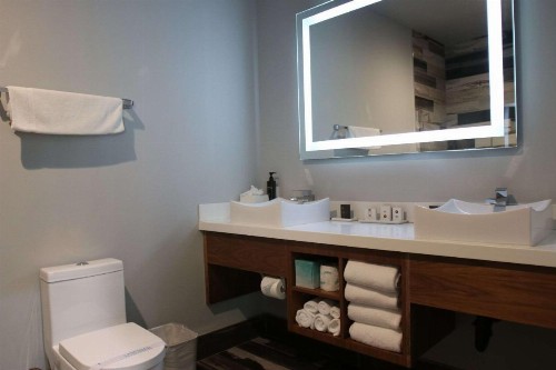 BLVD Hotel & Spa - Walking Distance to Universal Studios Hollywood - image 39