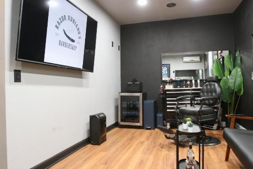 BLVD Hotel & Spa - Walking Distance to Universal Studios Hollywood - image 40