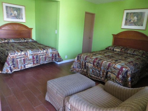 Park Motel - image 8