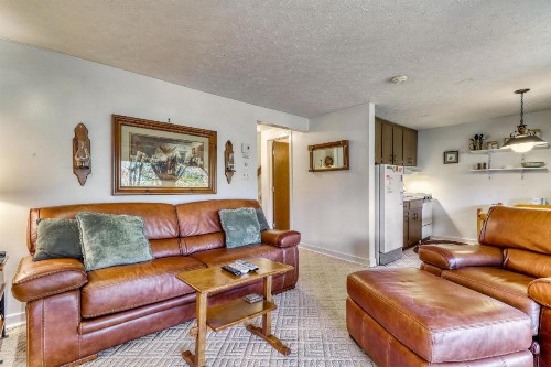 Briarcliff E26 - image 5