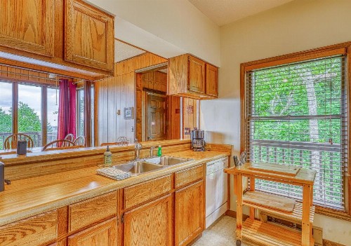 Skyleaf Villa 801 - image 10