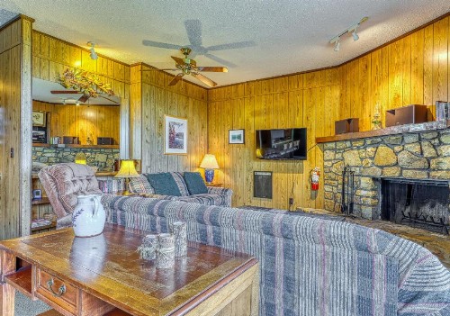 Skyleaf Villa 801 - image 12