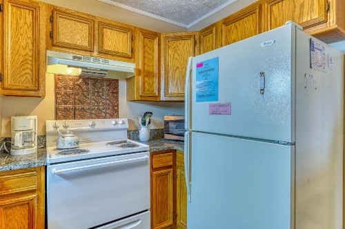 Sugar Ski 233 - image 1