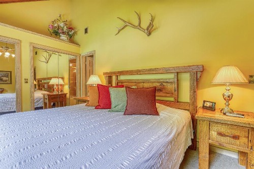 Creekside Court 137 - image 10
