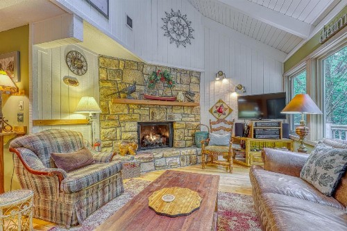 Creekside Court 137 - image 4
