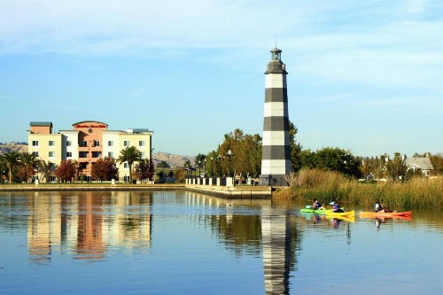Hampton Inn & Suites Suisun City Waterfront - image 2