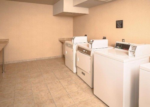 Hampton Inn & Suites Suisun City Waterfront - image 32