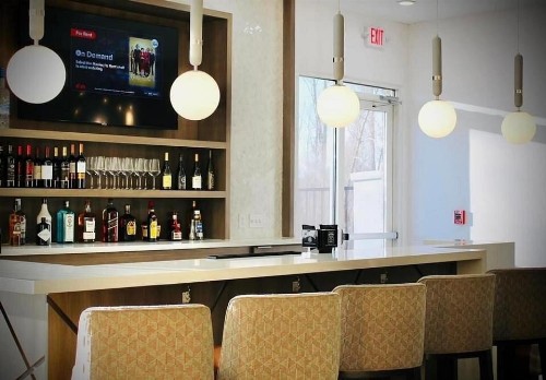 Holiday Inn Lake Charles - West Sulphur - image 36