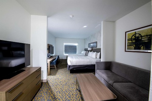Holiday Inn Lake Charles - West Sulphur - image 38