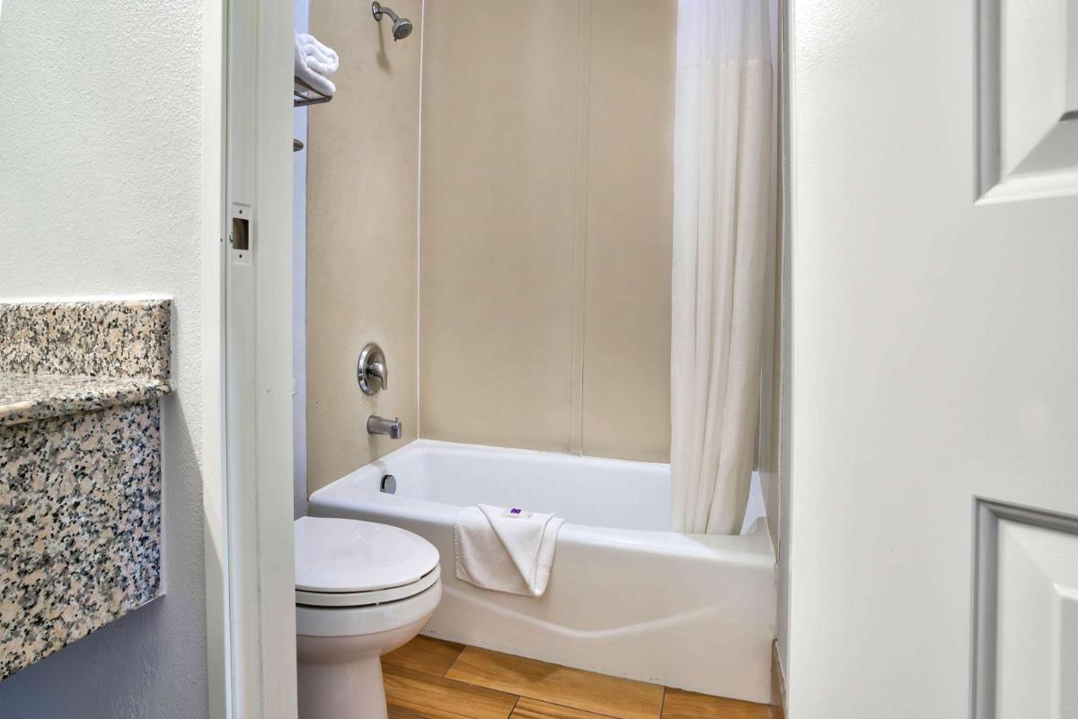 Motel 6-Menifee CA - image 2