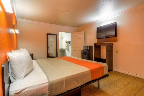 Motel 6-Menifee CA - image 50