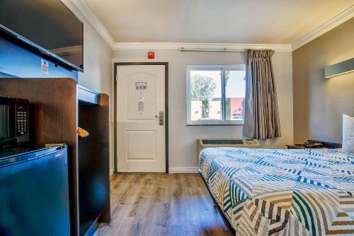 Motel 6-Menifee CA - image 7