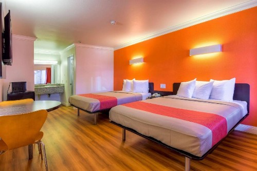 Motel 6-Menifee CA - image 9