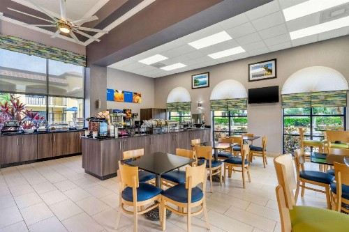 Comfort Inn Sun City Center-Tampa South - image 46