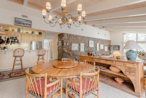 Saddle Road Home with Sun Valley Amenities - image 10