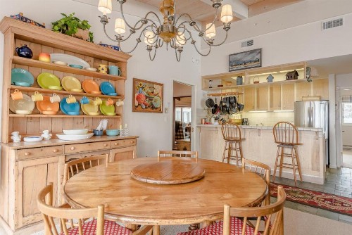 Saddle Road Home with Sun Valley Amenities - image 11