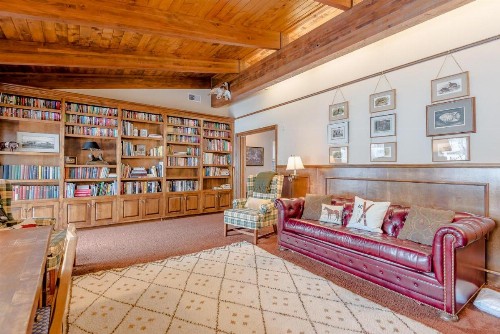 Saddle Road Home with Sun Valley Amenities - image 29