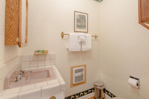 Saddle Road Home with Sun Valley Amenities - image 31