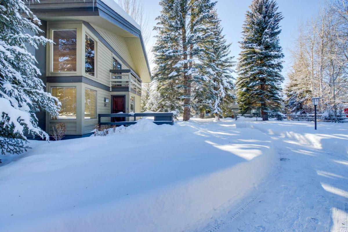 Tranquil Family Retreat - image 7