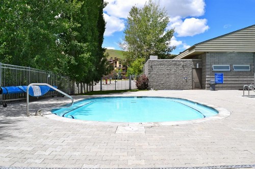 Elkhorn Studio Condo - The Clocktower - image 1
