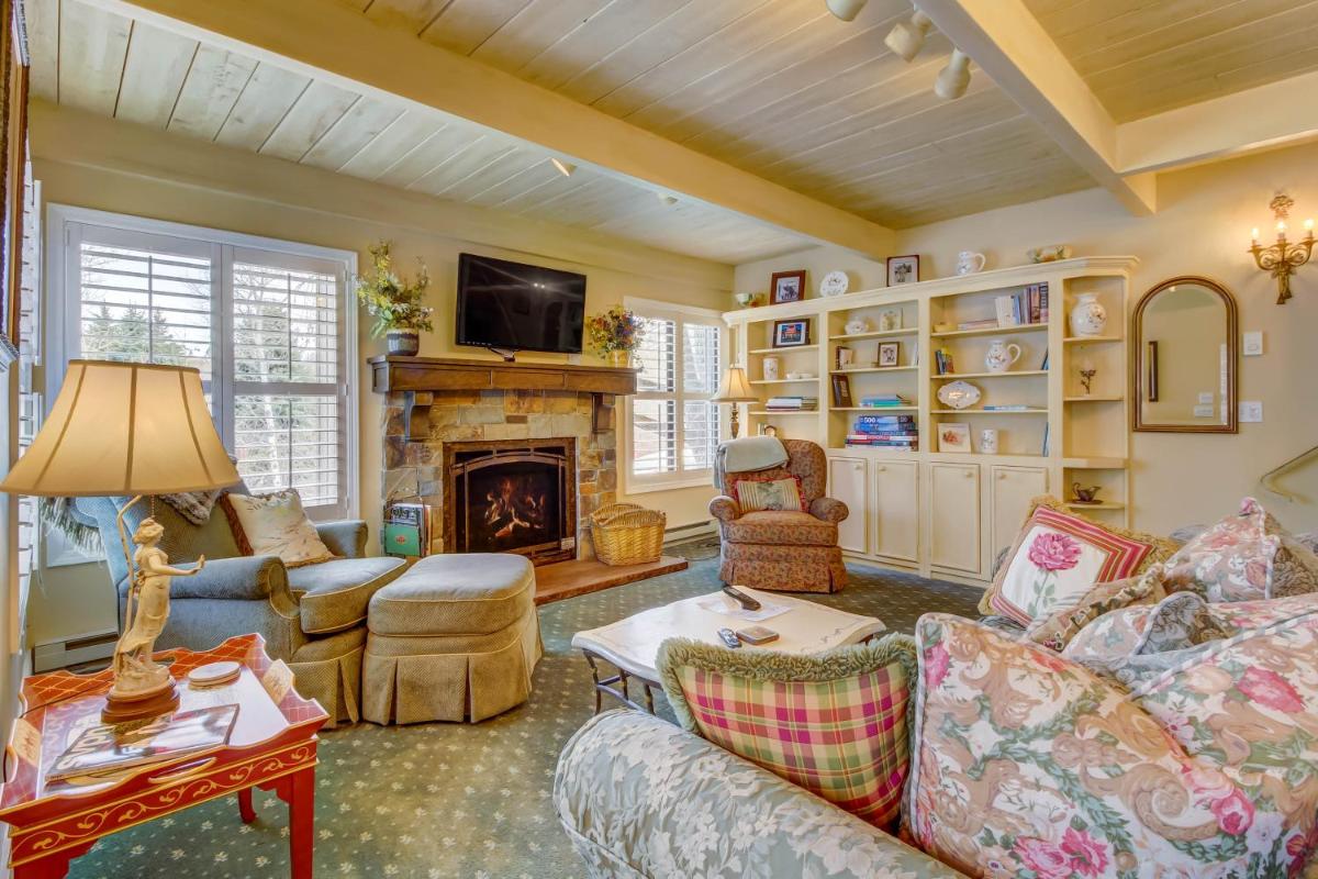 French Country Villager Condo - image 6