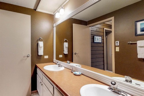 The Bluff Mountain Retreat - image 11