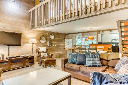 Snow Creek Retreat - image 2