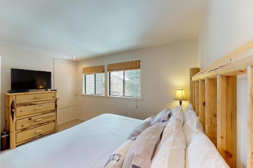 Dollar Meadows 1361 - image 10