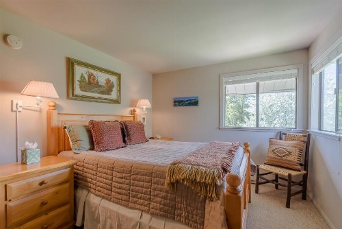 Villager Condominium with Sun Valley Amenities - image 7